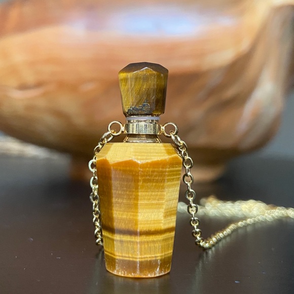 Tiger Eye Bottle Pendant - Picture 1 of 3